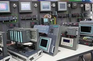 Waarom is de Siemens S7 400H nog steeds een krachtige keuze voor industriële automatisering met hoge beschikbaarheid